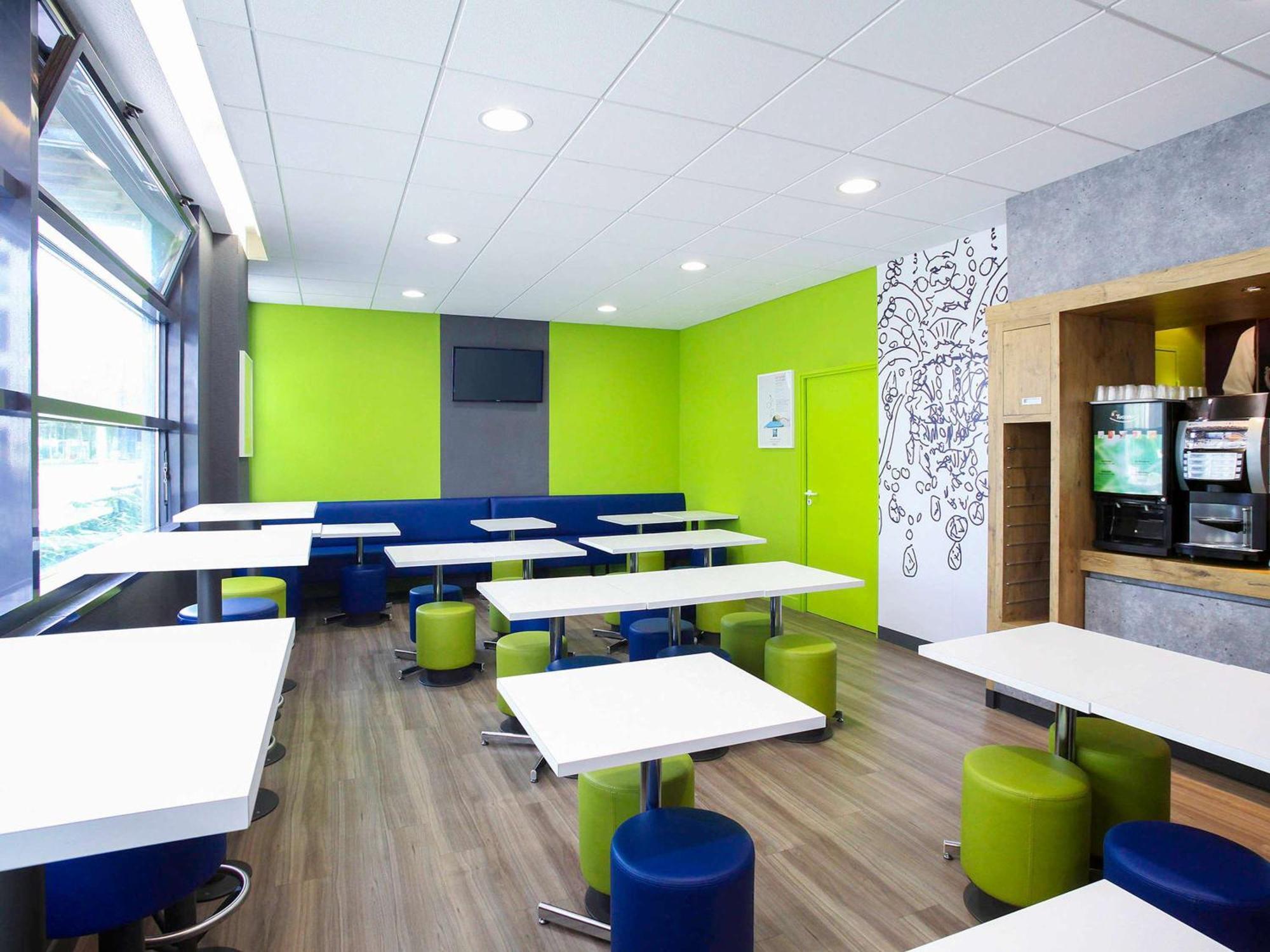 Hotel Ibis Budget Nancy Centre Esterno foto