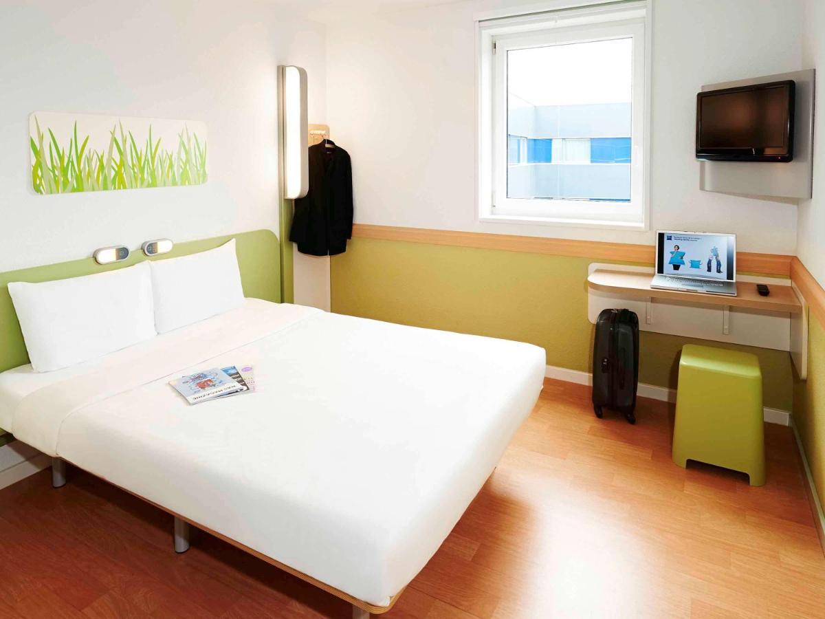 Hotel Ibis Budget Nancy Centre Esterno foto